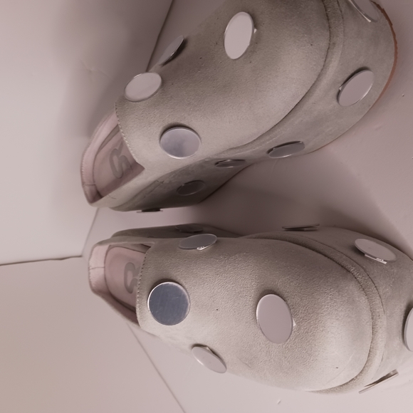 Chic Gray Platform Mules with Silver Accents - Picture 2 of 5